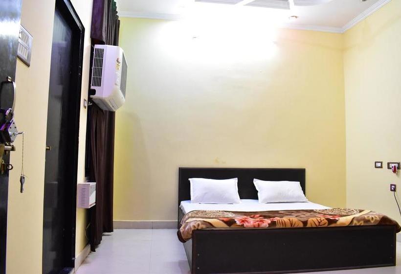 Hotel Rtc Guest House 3