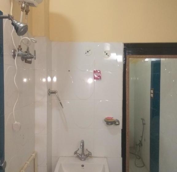 Hotel Rtc Guest House 6