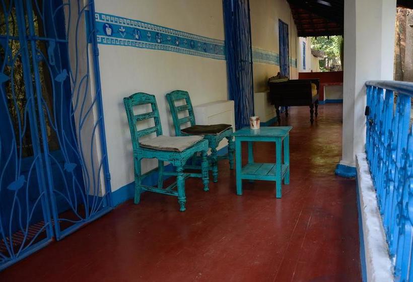 Woke Hostel Arpora 16