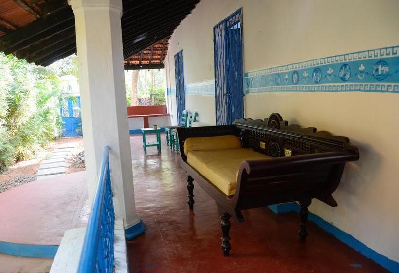 Woke Hostel Arpora 17