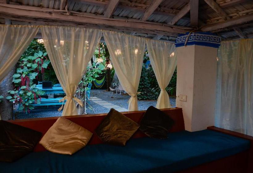 Woke Hostel Arpora 6