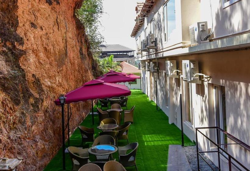 Hotel Oyo 10984 Lagom Comfort 14