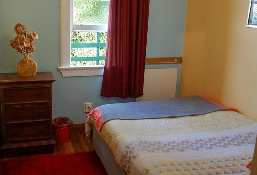 South Of The Barber Hostel 12