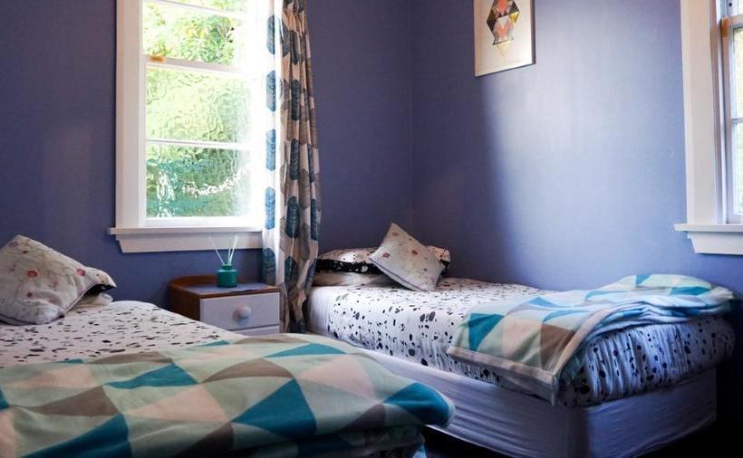 South Of The Barber Hostel 5