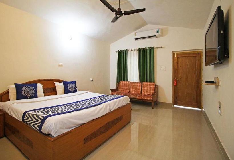 V Resorts Corbett Farmyard 1