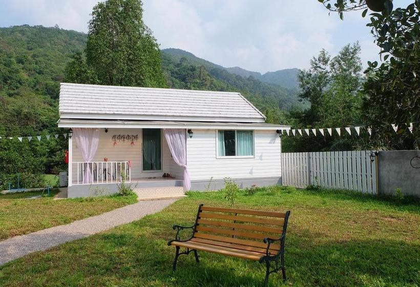 The White Village Ranong Resort 13