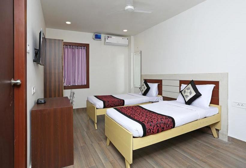 Oyo 10153 Hotel Paradise Convention 6