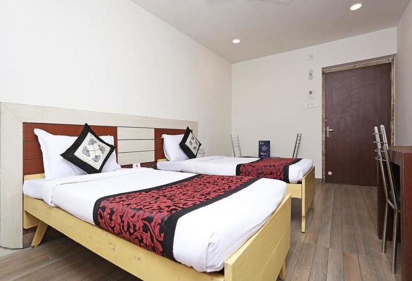 Oyo 10153 Hotel Paradise Convention 7