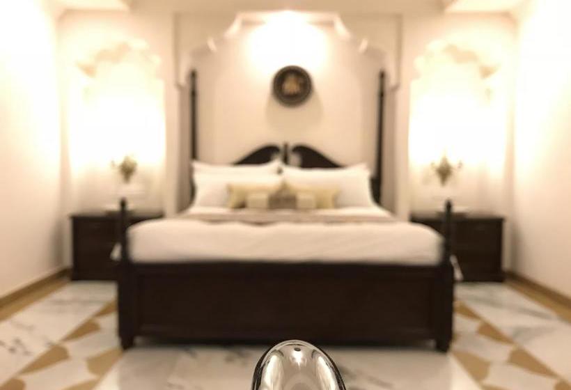 Hotel Pramod House Of Classics 16