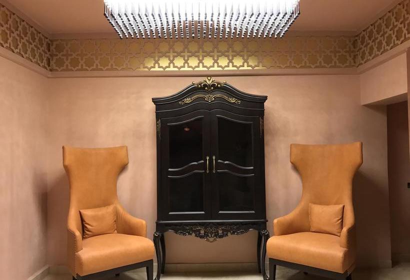 Hotel Pramod House Of Classics 7