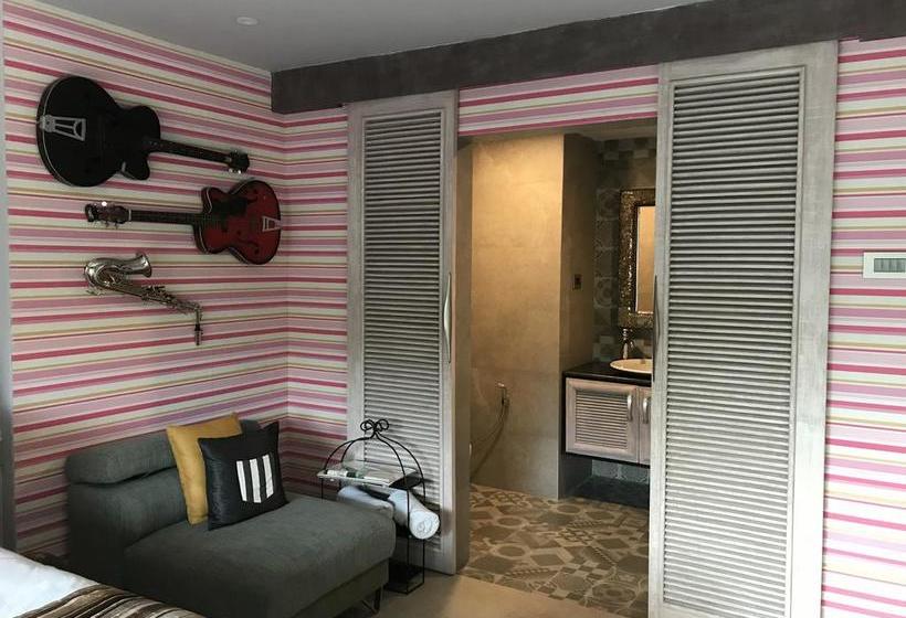 Hotel Pramod House Of Classics 8