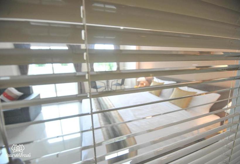 Hotel Sukkhamas Pirom 18