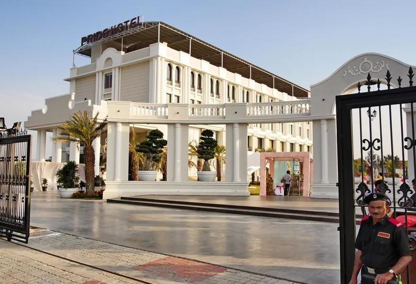 Pride Hotel & Convention Centre Indore 12