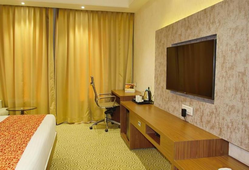 Pride Hotel & Convention Centre Indore 16