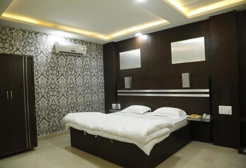 Hotel Pagoda Resorts Inn 4