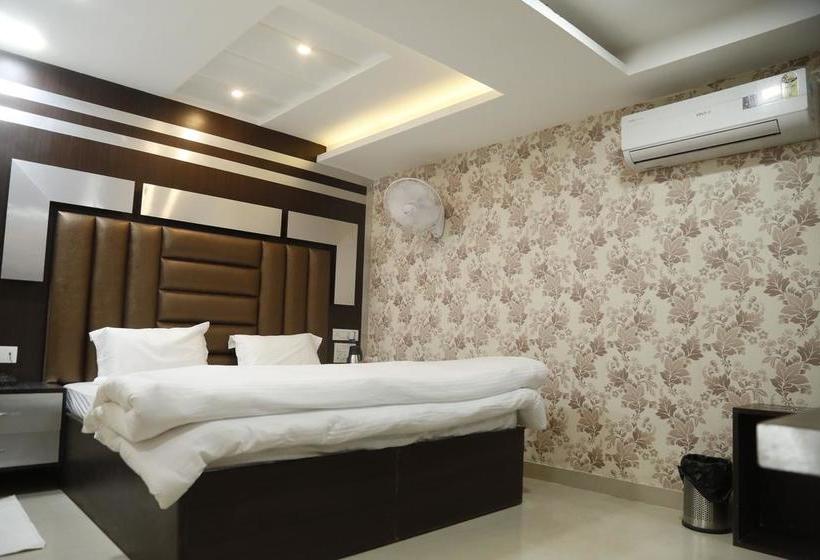 Hotel Pagoda Resorts Inn 6