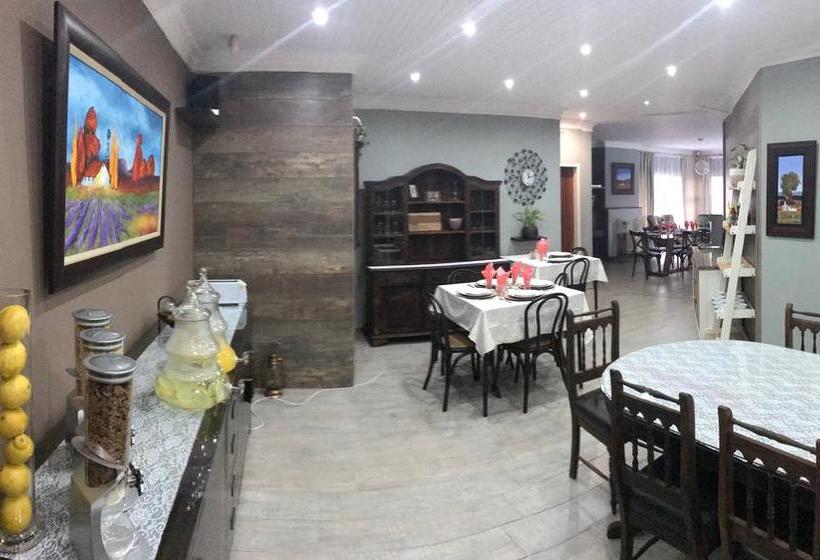 Bed and Breakfast Diamond Rose Guest House