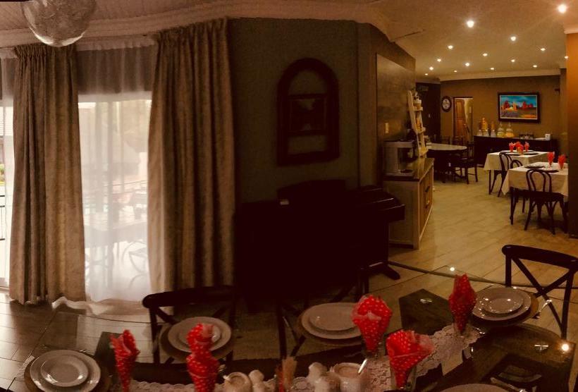 Bed and Breakfast Diamond Rose Guest House 9