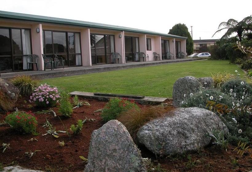 Hotel Karamea Village 2