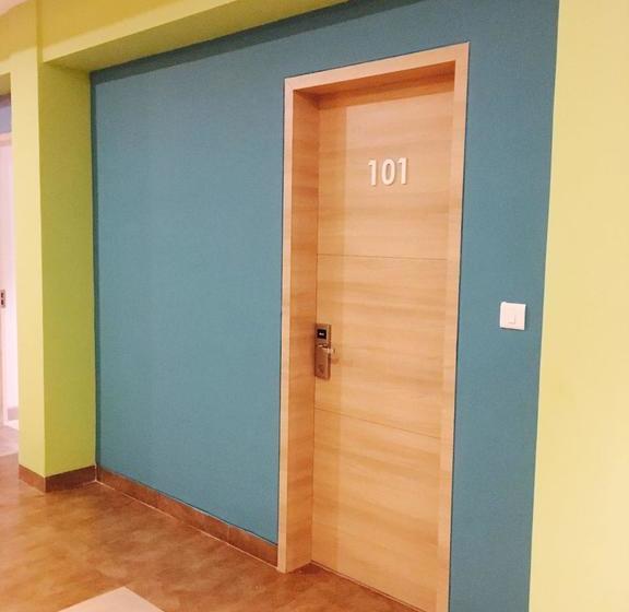 Hotel The Palm Residency 14