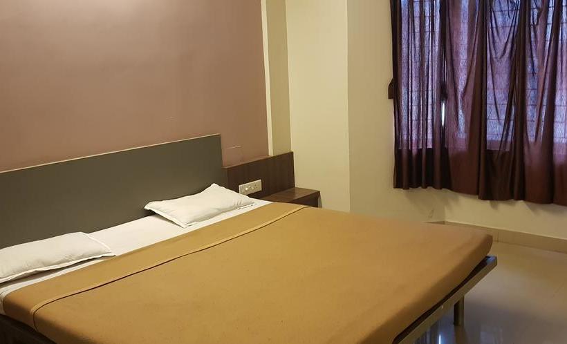 Hotel Bhagwati Lodging 16