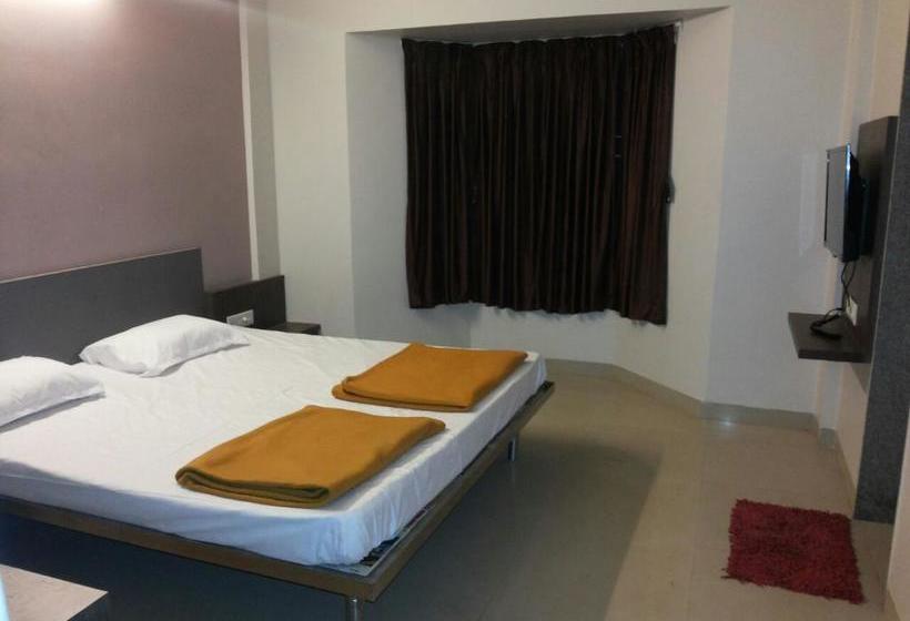 Hotel Bhagwati Lodging 2