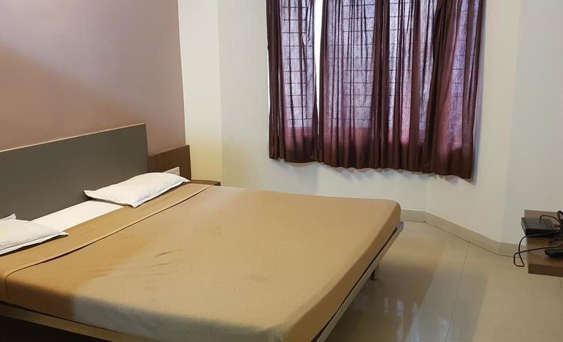 Hotel Bhagwati Lodging 5