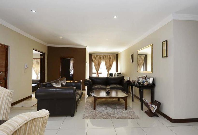 Bed & Breakfast Triple Kc Lodge 13