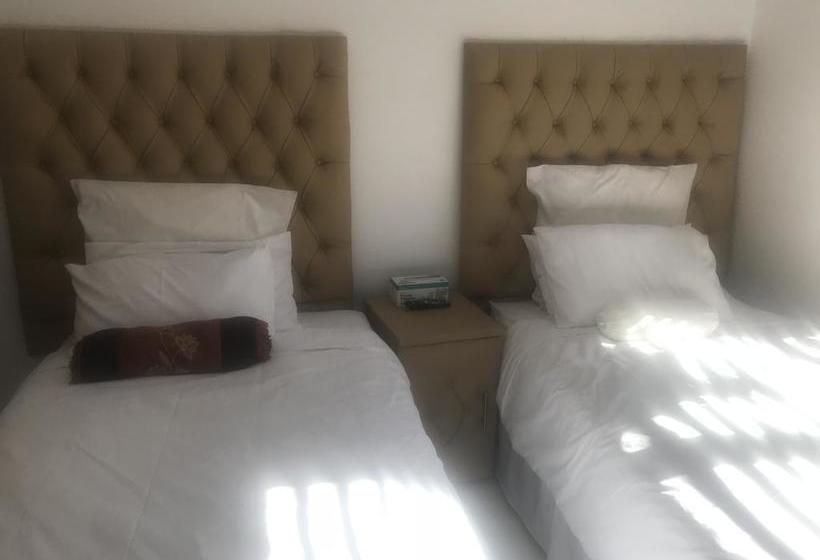 Bed & Breakfast Triple Kc Lodge 2