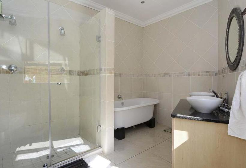 Bed & Breakfast Triple Kc Lodge 4