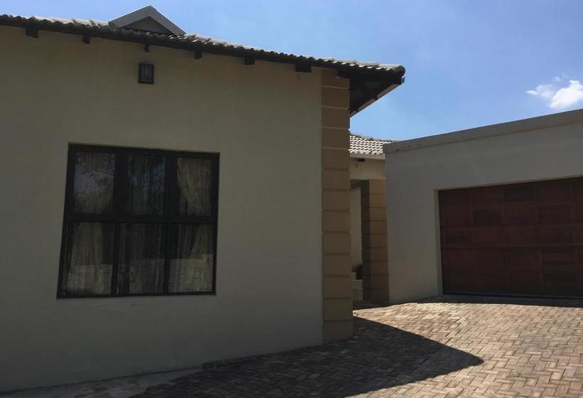 Bed & Breakfast Triple Kc Lodge 8