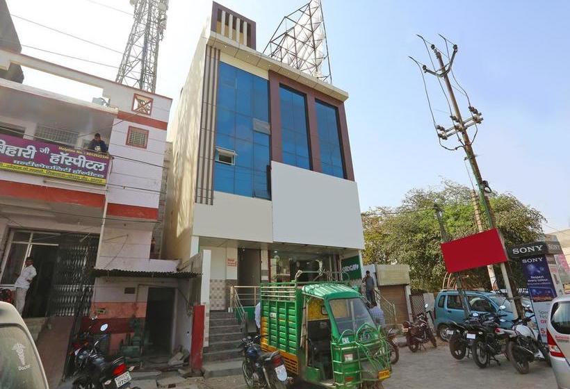 Hotel Oyo 13475 Kn Plaza Agra