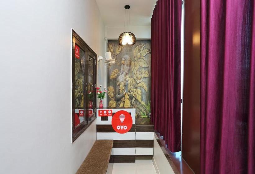 Hotel Oyo 13475 Kn Plaza 2