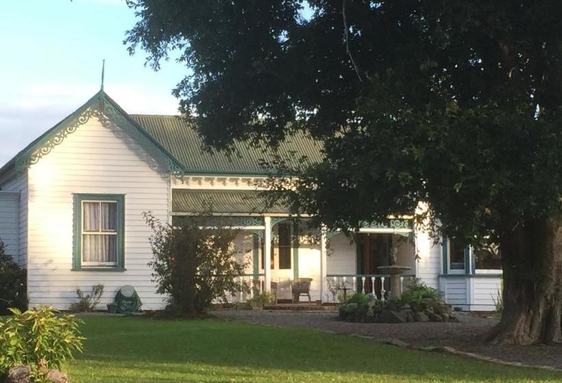 Bed and Breakfast Karamana Homestead 1