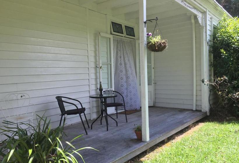 Bed and Breakfast Karamana Homestead 18