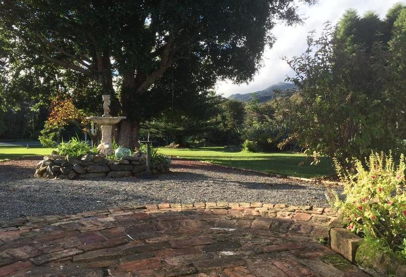 Bed and Breakfast Karamana Homestead 2