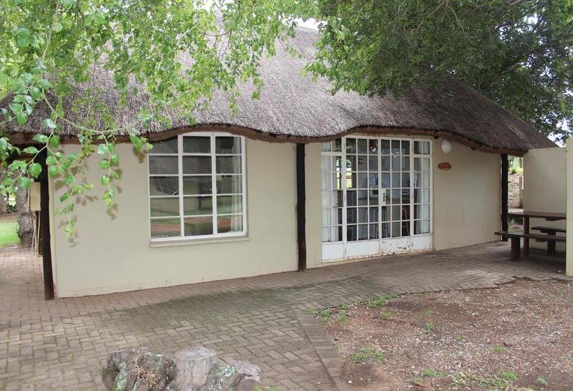 Smilin Thru Resort 10