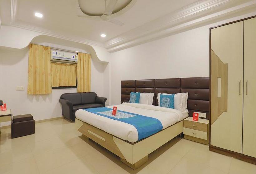 Hotel Oyo Flagship 321 Vastrapur Ahmedabad
