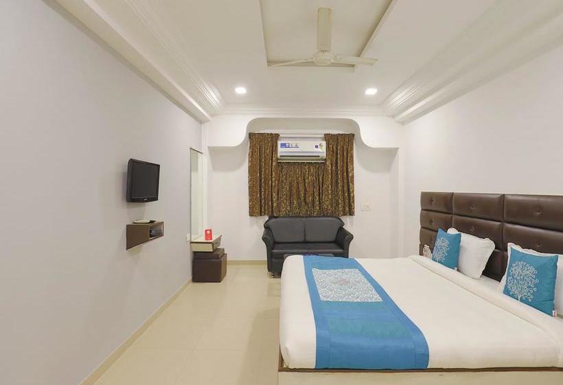 Hotel Oyo Flagship 321 Vastrapur Ahmedabad 15