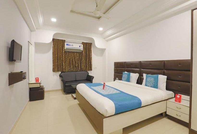 Hotel Oyo Flagship 321 Vastrapur Ahmedabad 16
