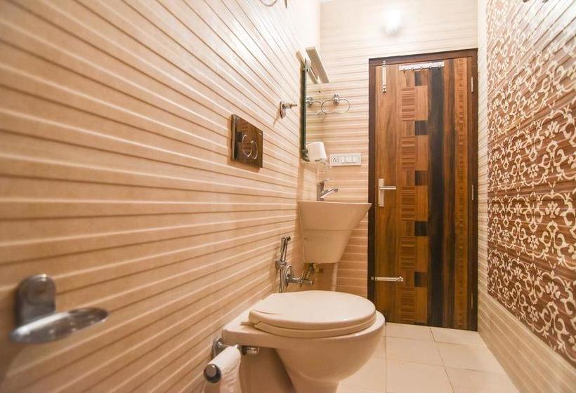 Bed and Breakfast The Keleston Residency 1