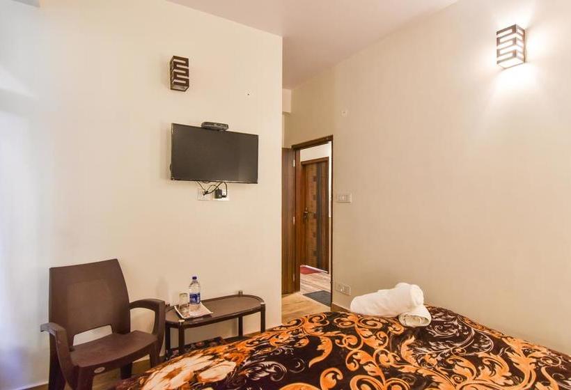 Bed and Breakfast The Keleston Residency 11