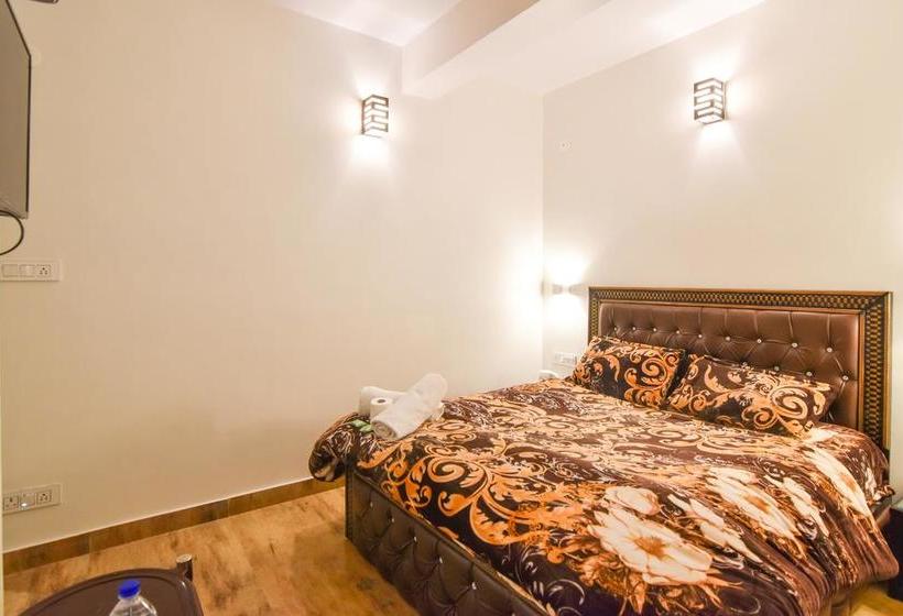 Bed and Breakfast The Keleston Residency 12