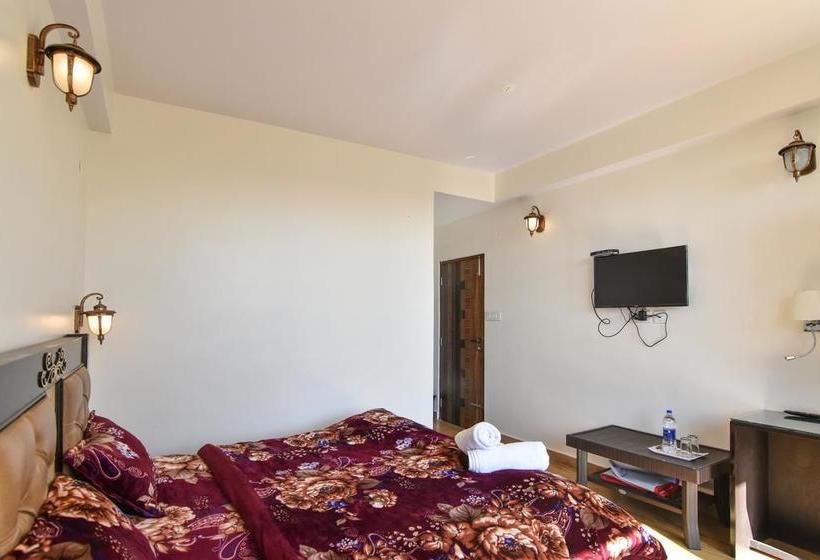 Bed and Breakfast The Keleston Residency 4