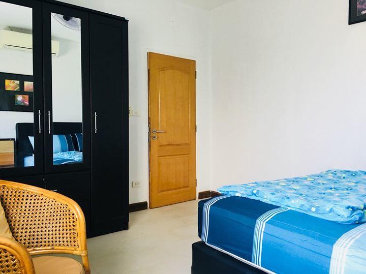 The Corner Transit Hostel 3