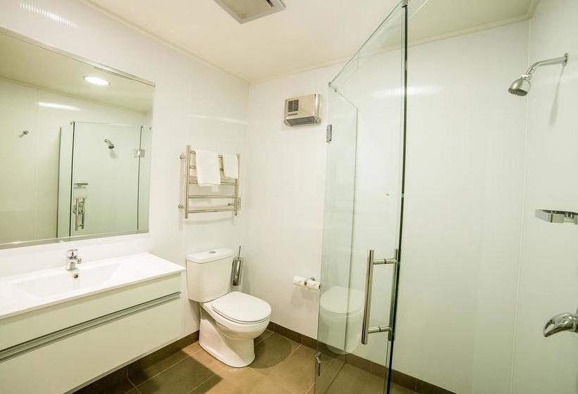 Marakura Deluxe Motel 12