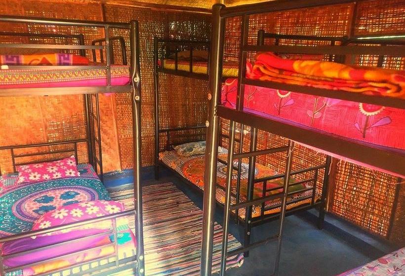 Forest Monk Hostel And Tibetan Kitchen 10