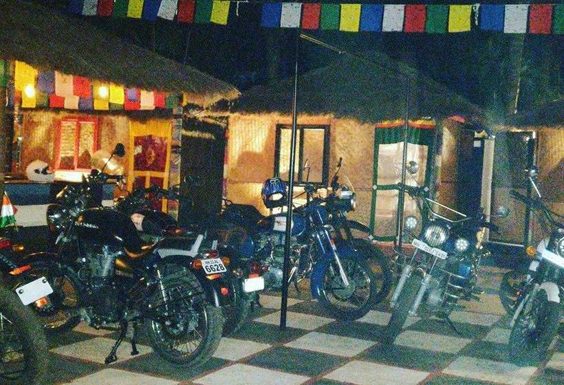 Forest Monk Hostel And Tibetan Kitchen 11