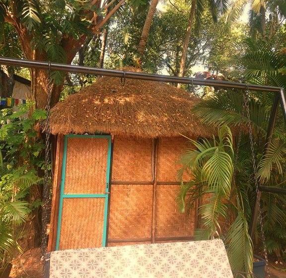 Forest Monk Hostel And Tibetan Kitchen 9