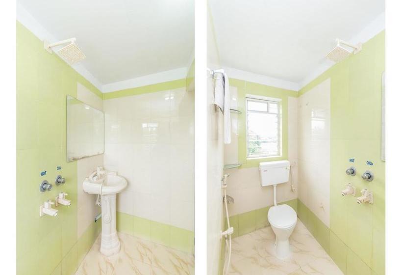 Hotel Oyo 8256 Amantran Resort 9